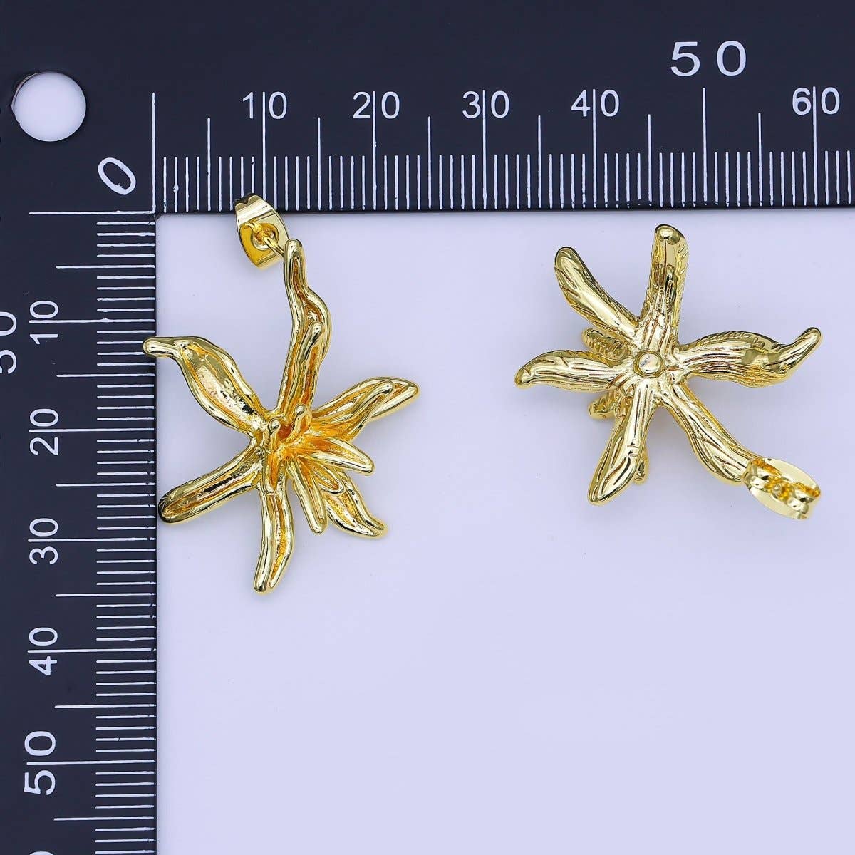 24K Gold Filled 32mm Molten Wild Lily Flower Drop Stud Earrings | AI513