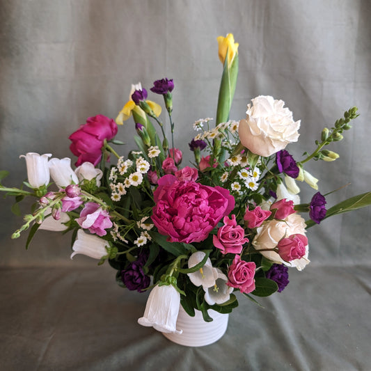 Medium Vase Arrangement