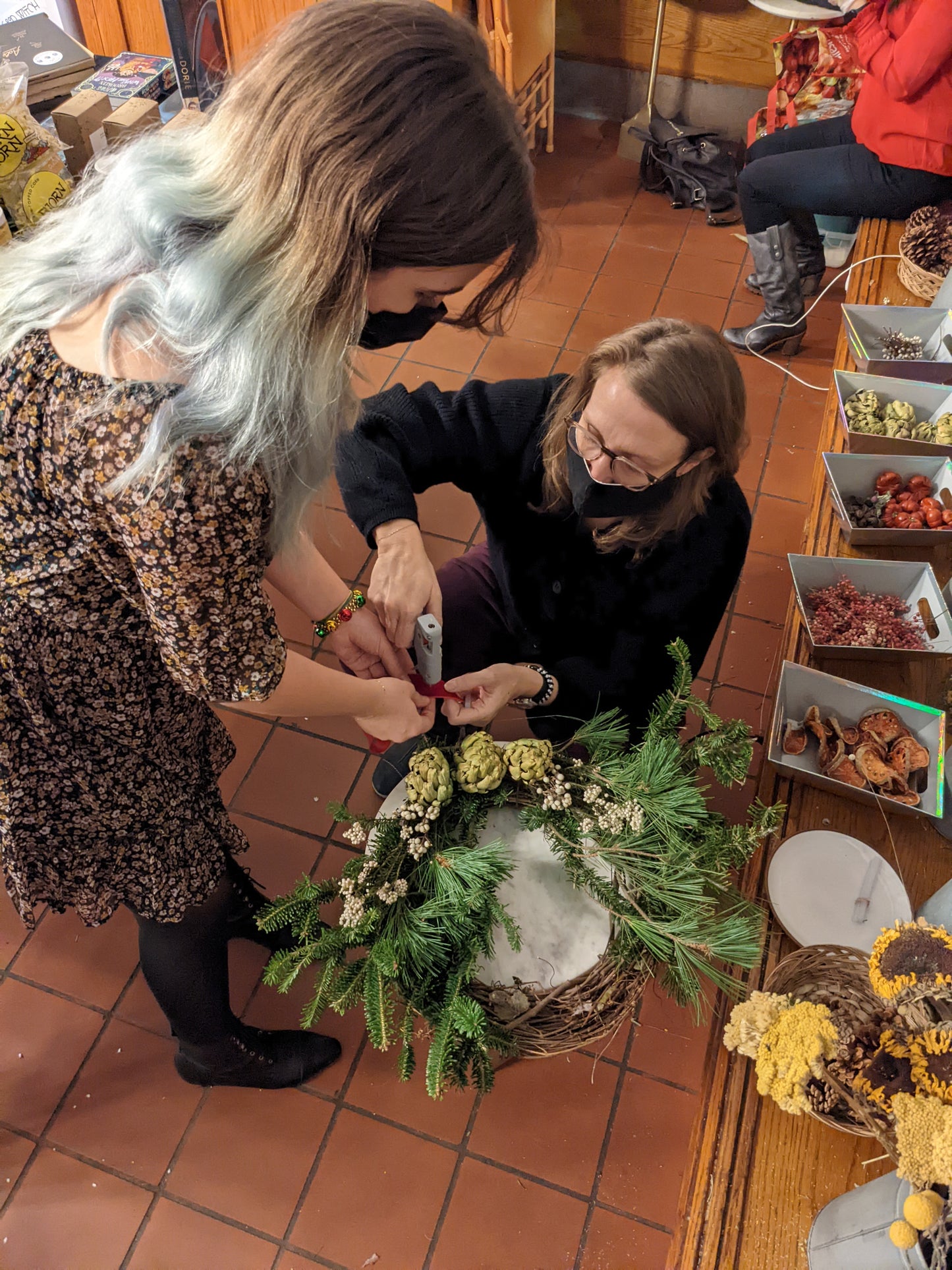 SOLD OUT Third Annual Wreath-Making Party 12/9